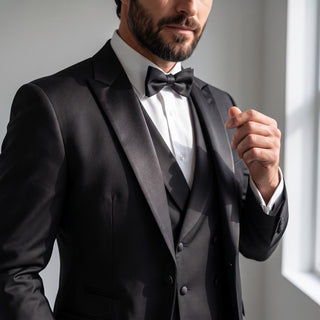 Men's Black 3-Piece Vested Tuxedo - Peak Lapel